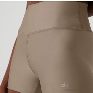 Alo Yoga Airlift high waist shorts